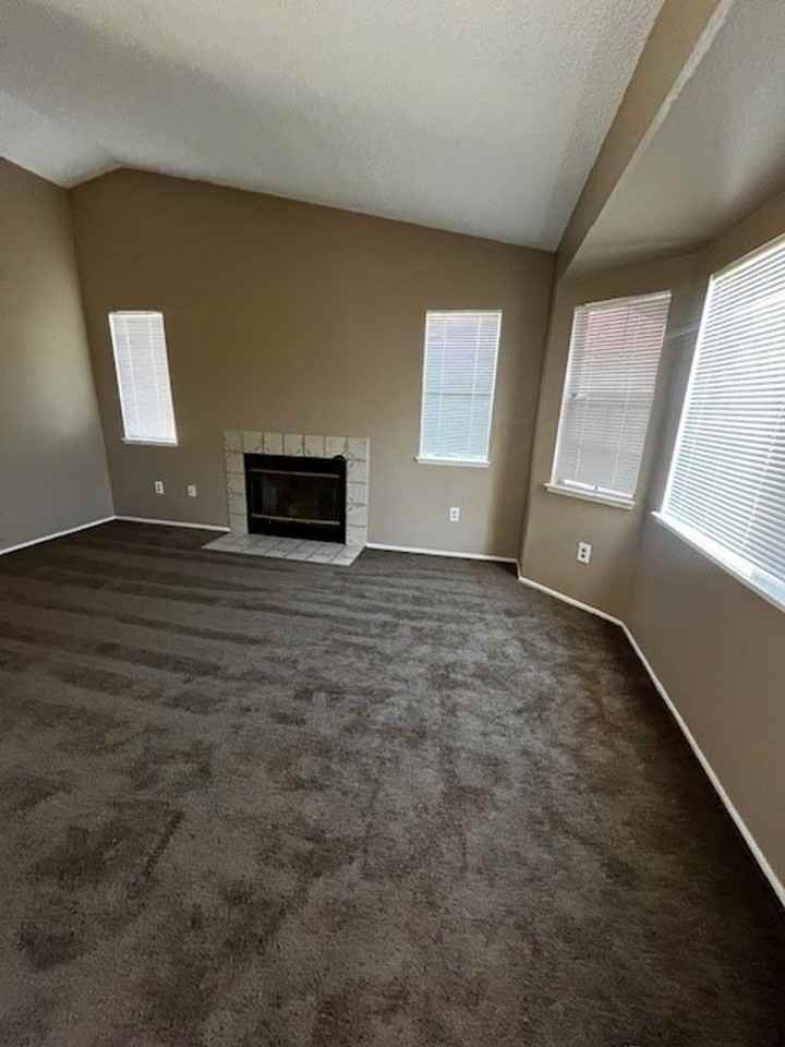 4204 Cyclone Dr - Photo 2 of 11