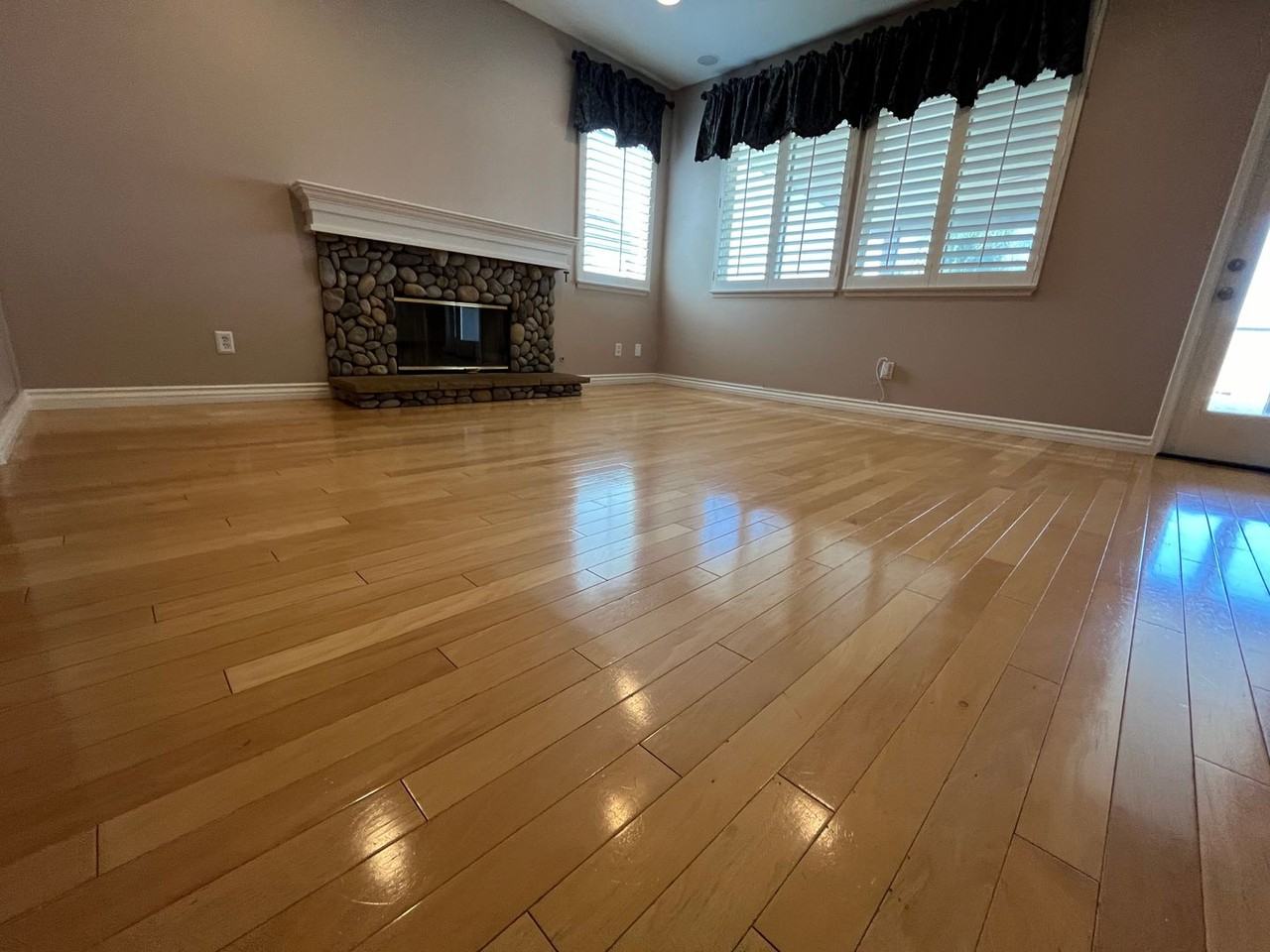 1431 Red Bird Ct - Photo 7 of 24