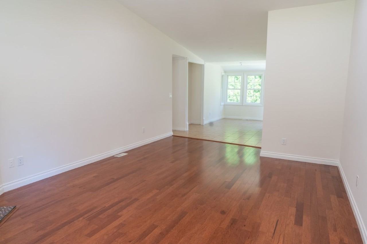 25218 Se 31st Pl - Photo 4 of 26