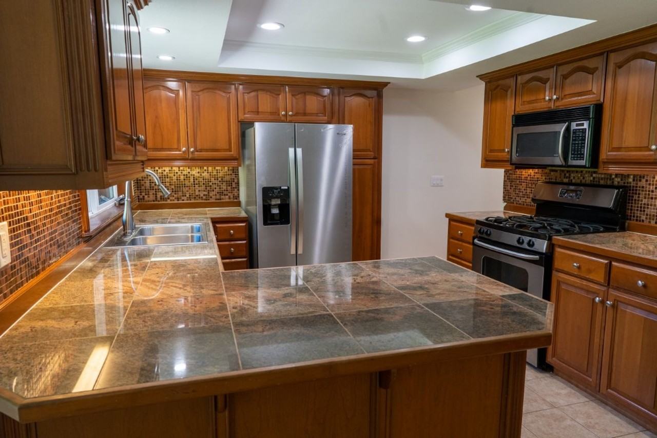 25218 Se 31st Pl - Photo 6 of 26