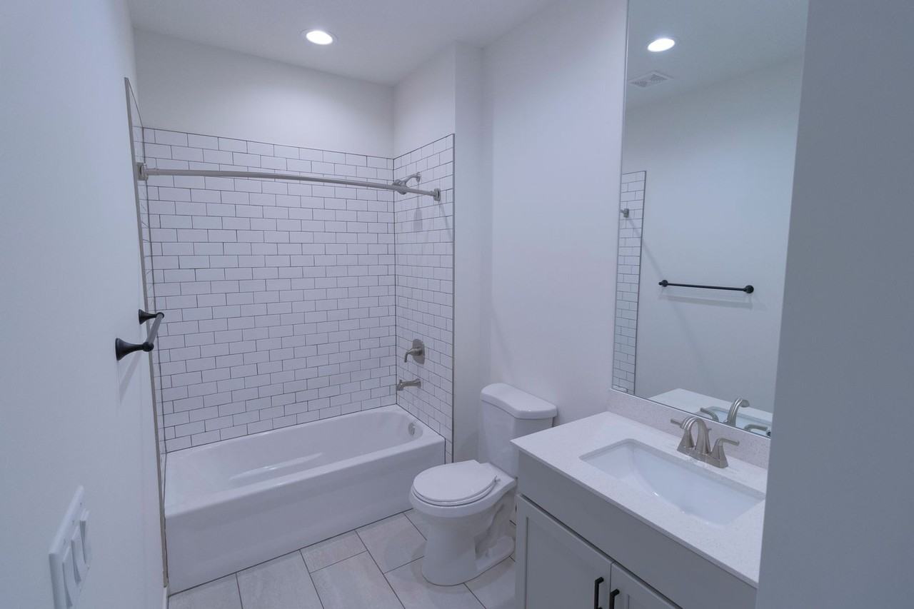 19661 200th St - Photo 4 of 22