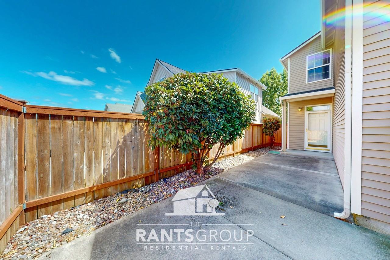 8304 Sweetbrier Loop Se - Photo 6 of 21