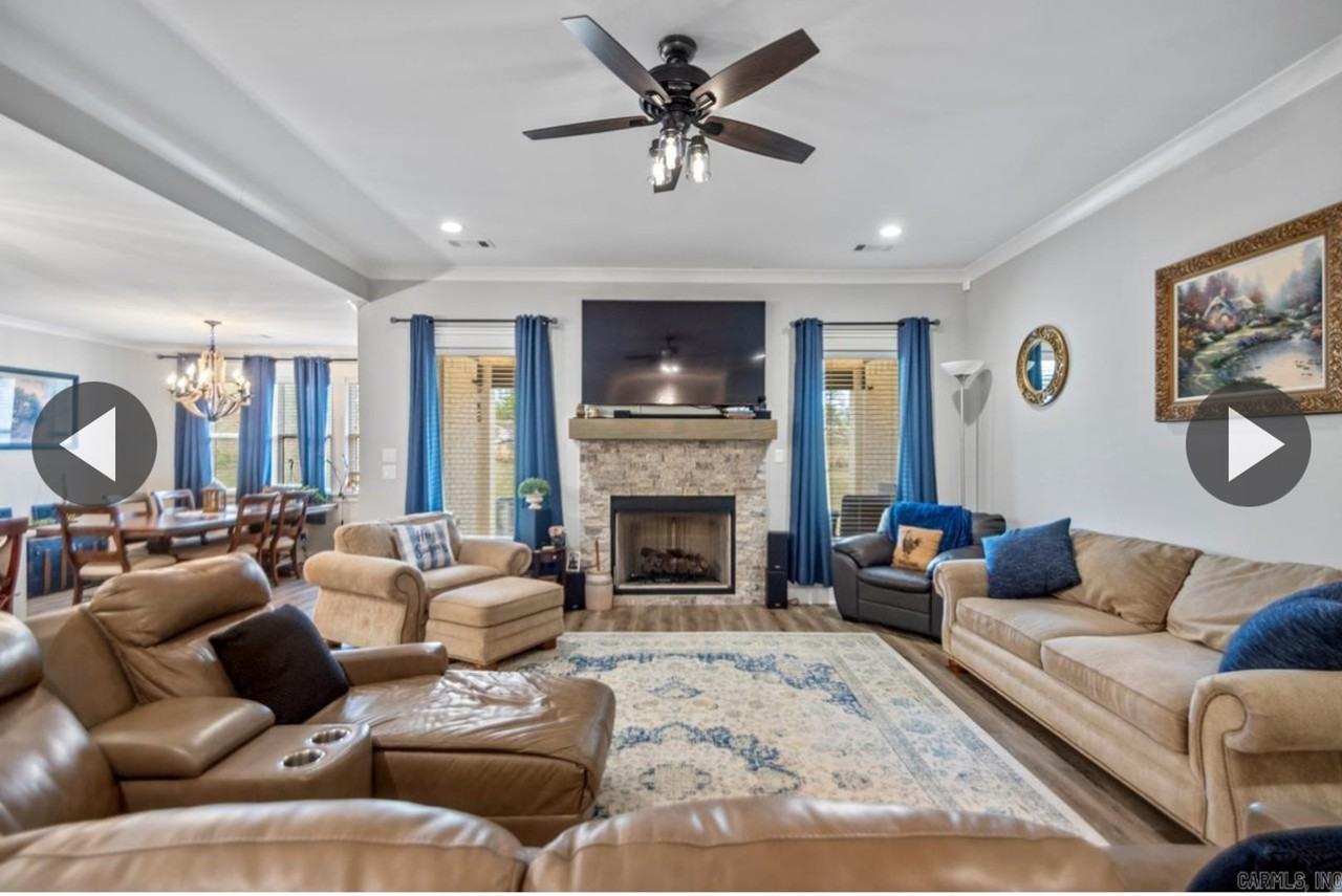 9749 Cliffside Dr - Photo 7 of 33