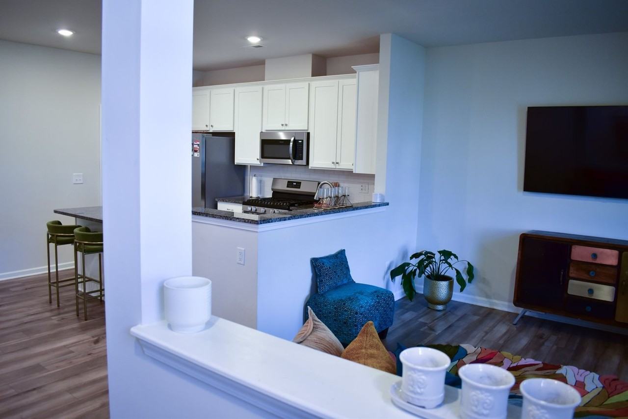 216 Wakelon Dr - Photo 2 of 18