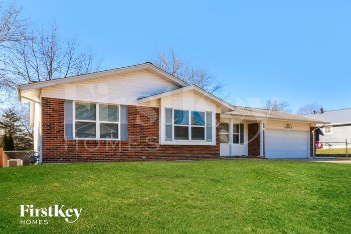 1407 Sandra Elaine Dr - Photo 2 of 14