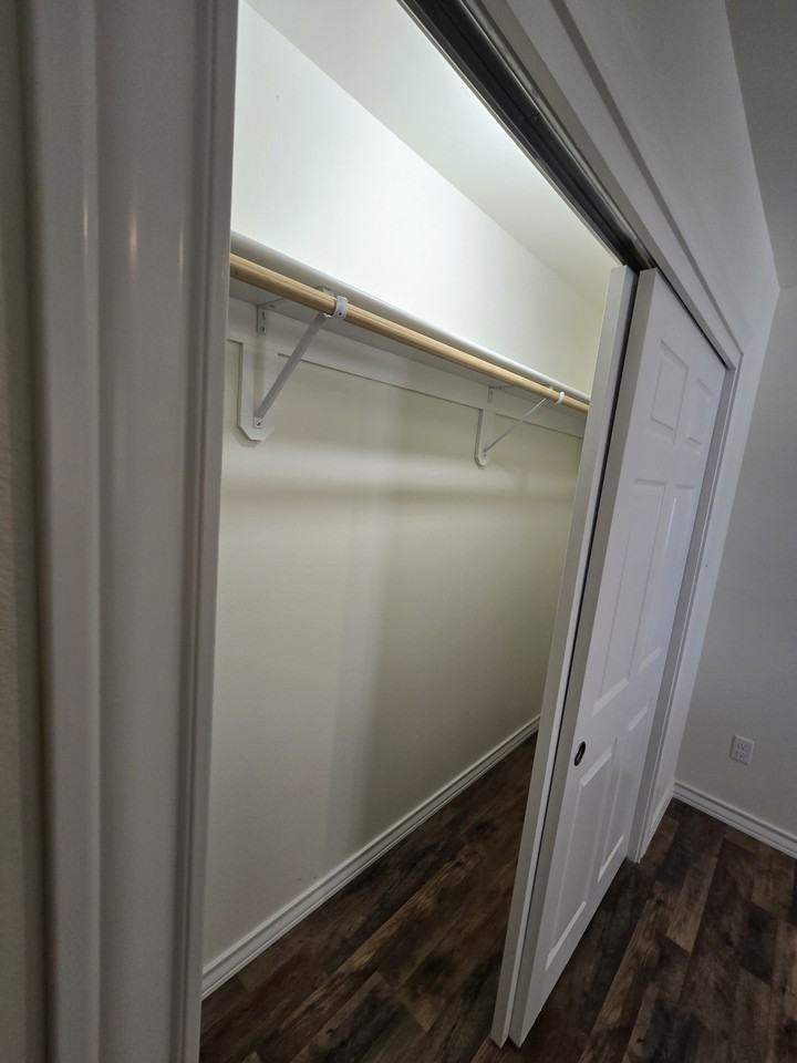 314 South Birch Avenue #B2 - Photo 7 of 11