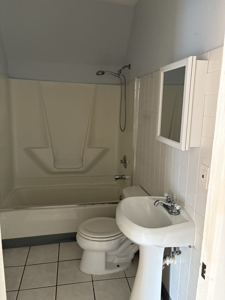 3352 N Richards St #2ndFL - Photo 4 of 12