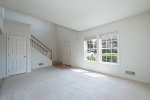 featured image of 467 Talon Dr