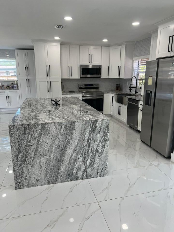 1000 Ne 179th St #NA - Photo 3 of 12