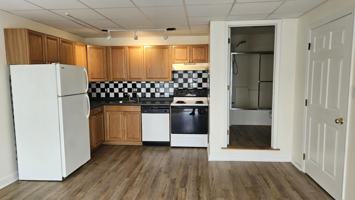 featured image of 512 Pine Street #7