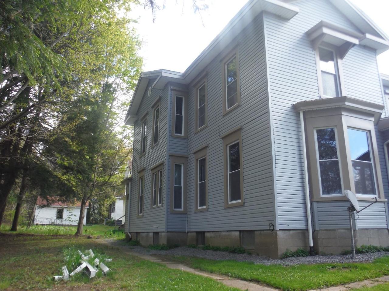 111 Glenwood Ave - Photo 7 of 7
