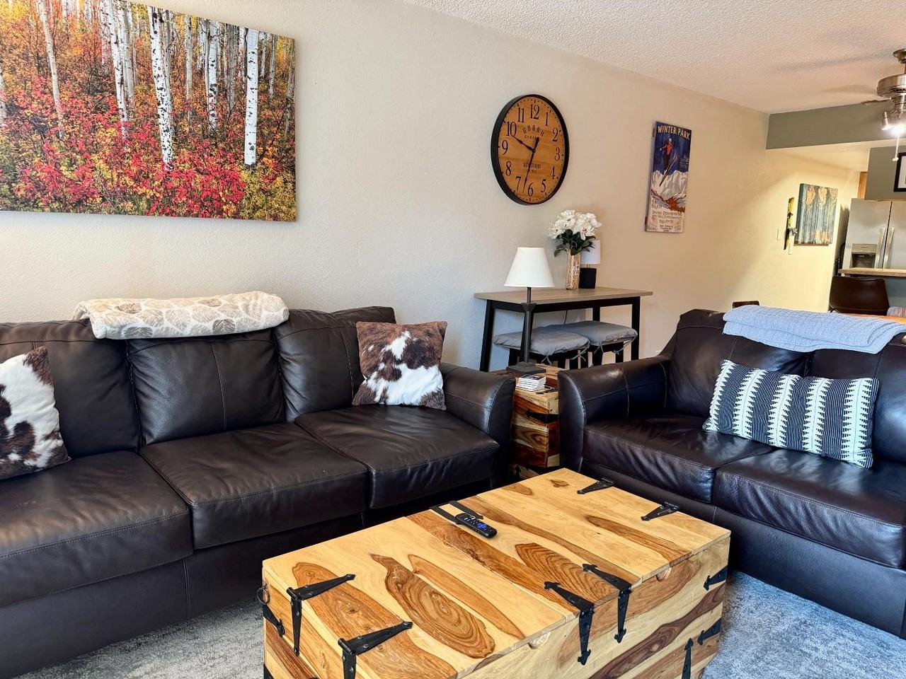 12 Meadow Ln - Photo 4 of 12