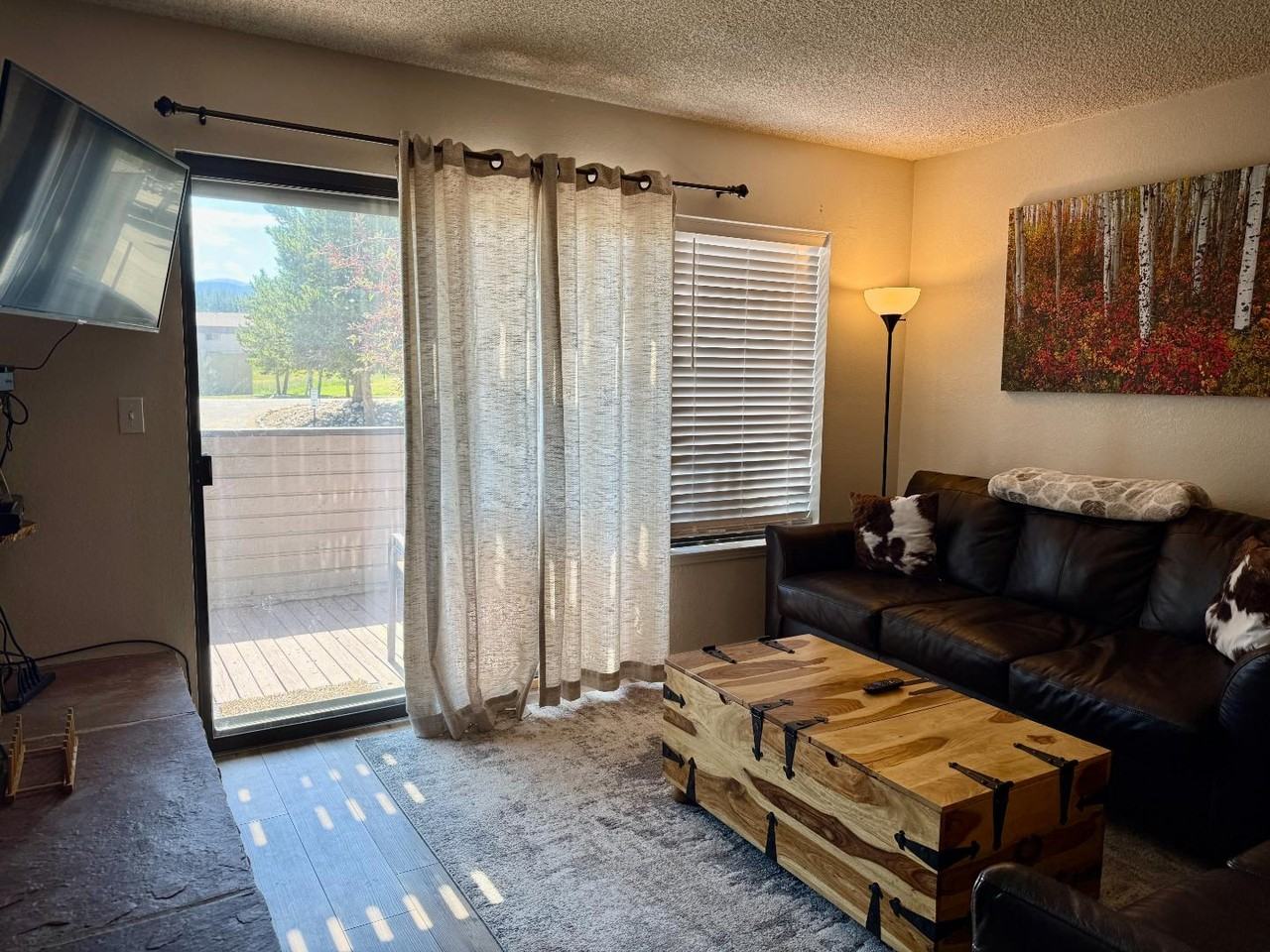 12 Meadow Ln - Photo 5 of 12