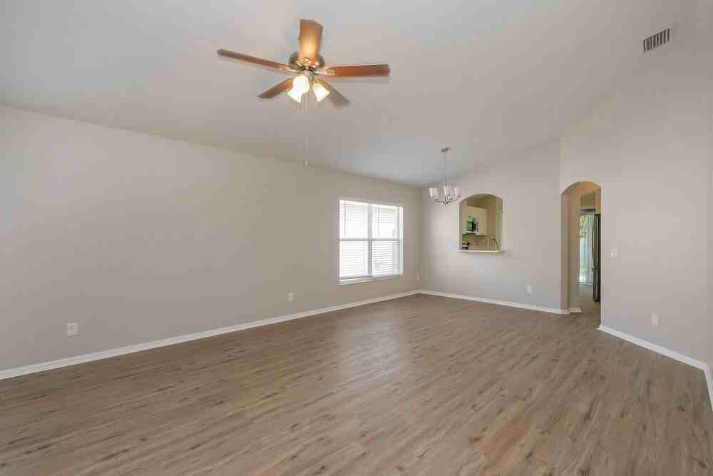 8501 Quarter Horse Dr - Photo 3 of 19