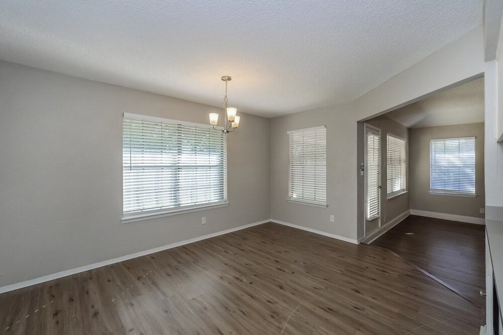 5732 Bermuda Dr - Photo 6 of 19