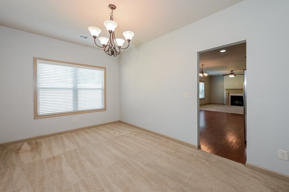 3096 Montauk Hill Dr - Photo 7 of 17