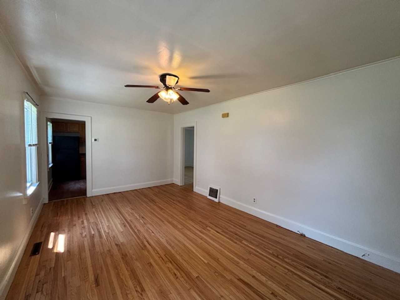 988 Central Ave W - Photo 7 of 24