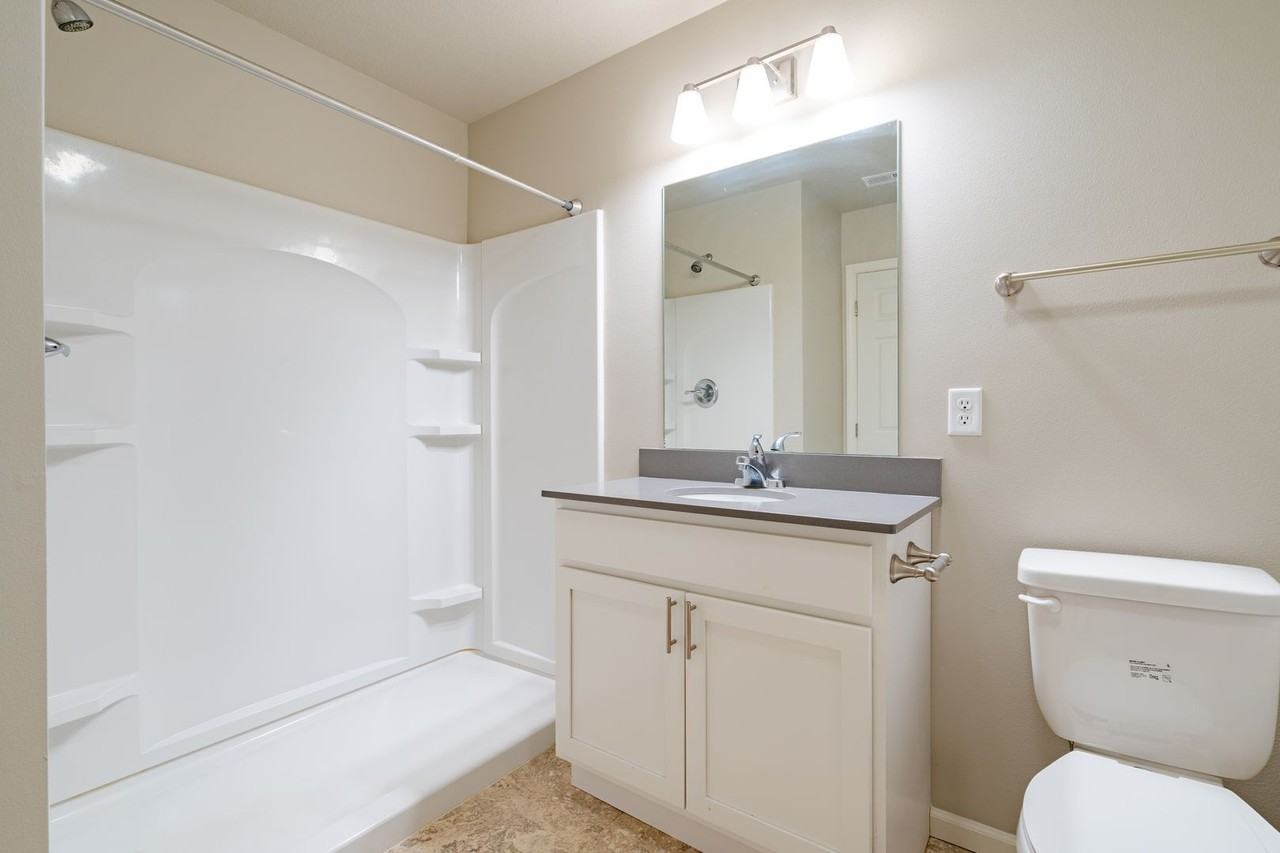 2901 Cohen Ln - Photo 4 of 7