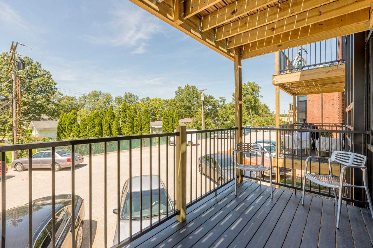 2020 10th St - Photo 3 of 15