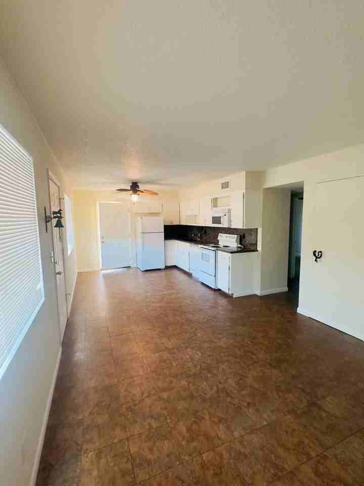 3380 Kiowa Blvd S - Photo 4 of 12