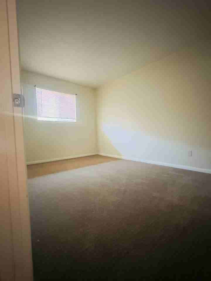 3380 Kiowa Blvd S - Photo 7 of 12