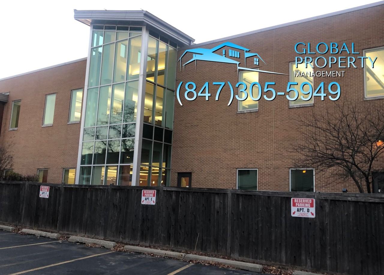 2 Bedroom 1 Bath Apartment FoxLake, IL - Photo 2 of 10