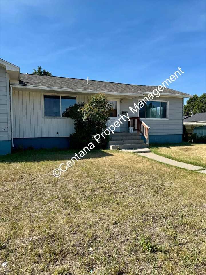 2606 Phillips St - Photo 3 of 43