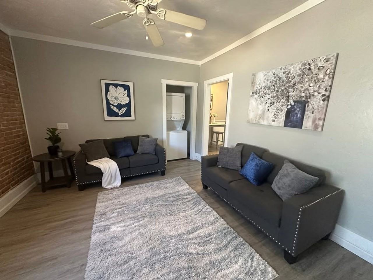 529 Colorado Ave - Photo 5 of 8