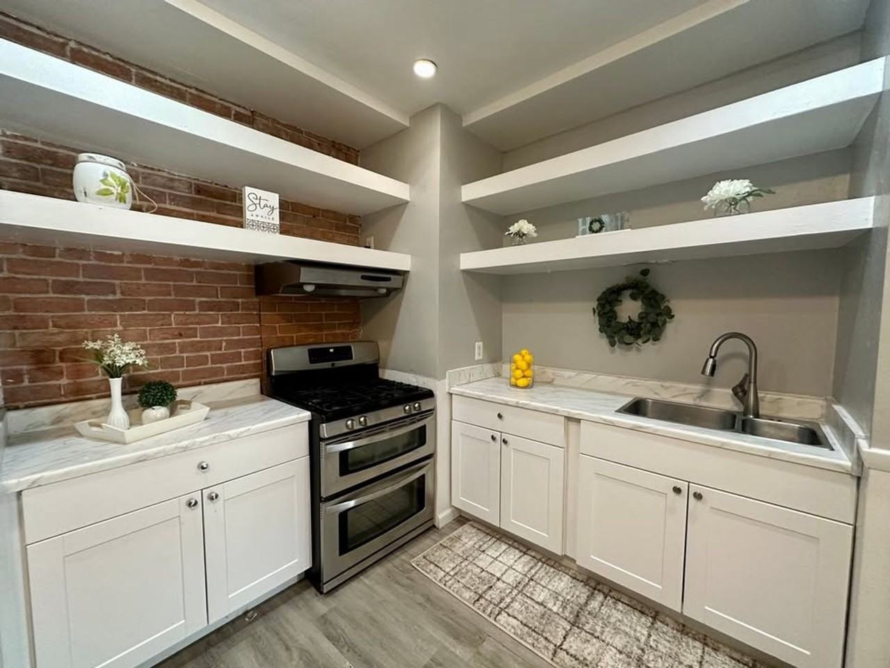 529 Colorado Ave - Photo 7 of 8