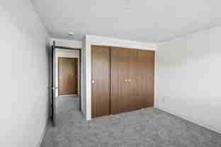 645 Royal Ave - Photo 1 of 1