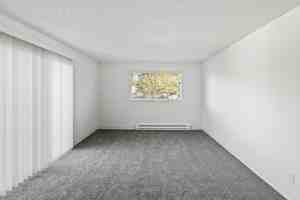 featured image of 645 Royal Ave