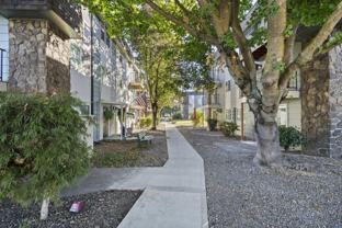 645 Royal Ave - Photo 1 of 1