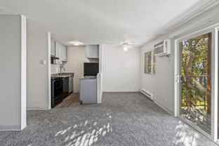 645 Royal Ave - Photo 1 of 1