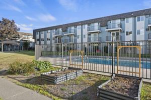 featured image of 645 Royal Avenue