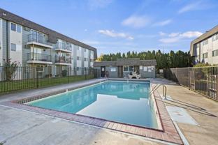 645 Royal Ave - Photo 1 of 1