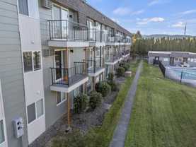 645 Royal Ave - Photo 1 of 1