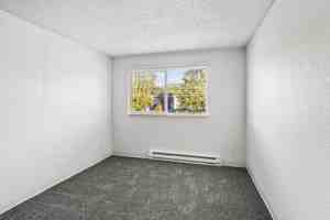 featured image of 645 Royal Ave