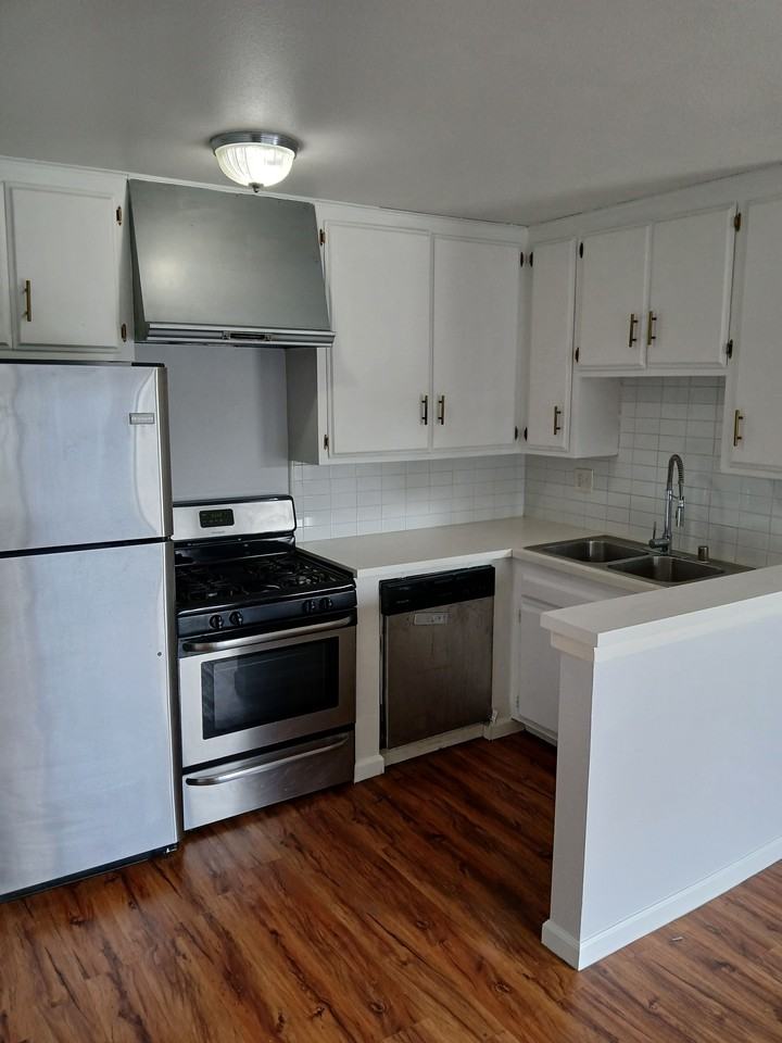 125 North Avenue 53 #24 - Photo 3 of 8