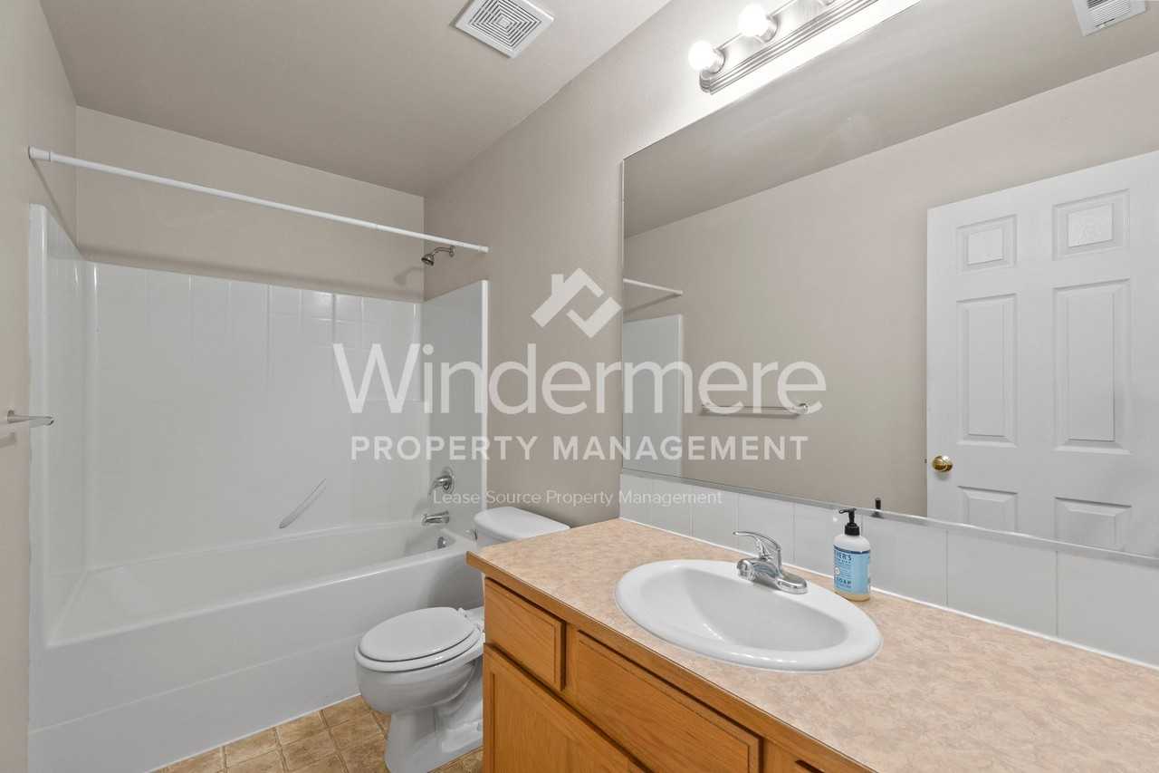 1802 North Aladdin Road - Photo 6 of 23