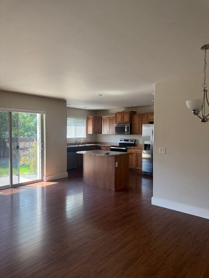 1851 Buckrake Ave - Photo 2 of 24