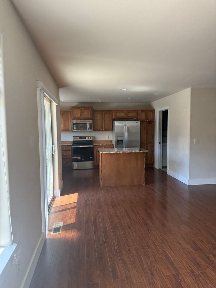 1851 Buckrake Ave - Photo 4 of 24