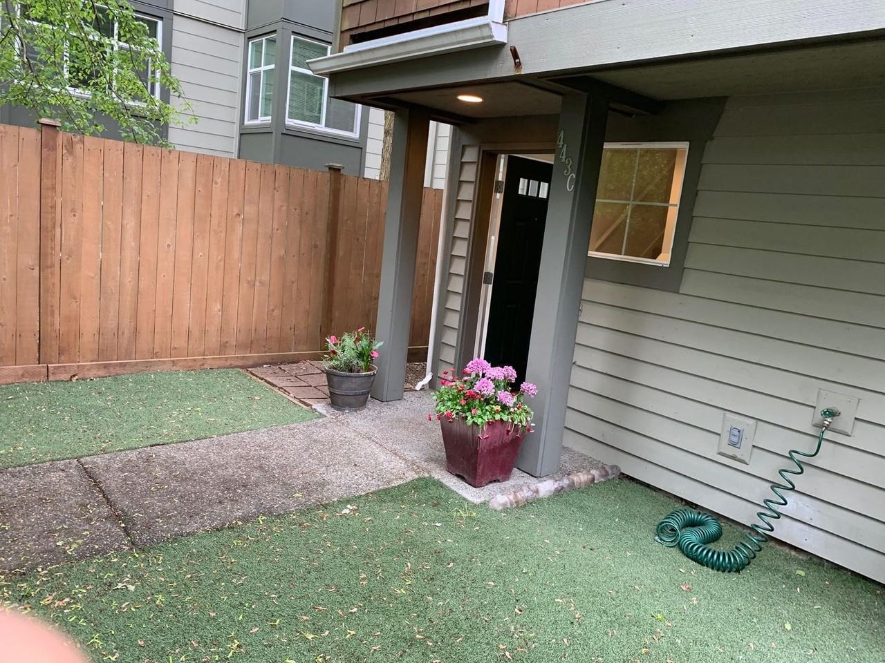 443 Ne Ravenna Blvd #C - Photo 4 of 39