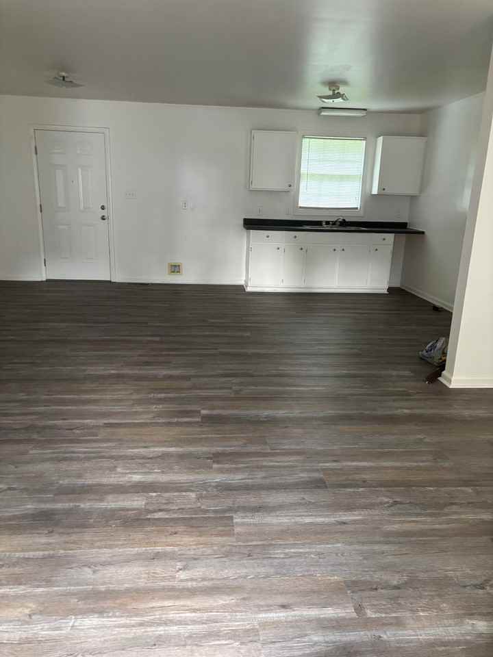 1012B N Salisbury Ave - Photo 3 of 11