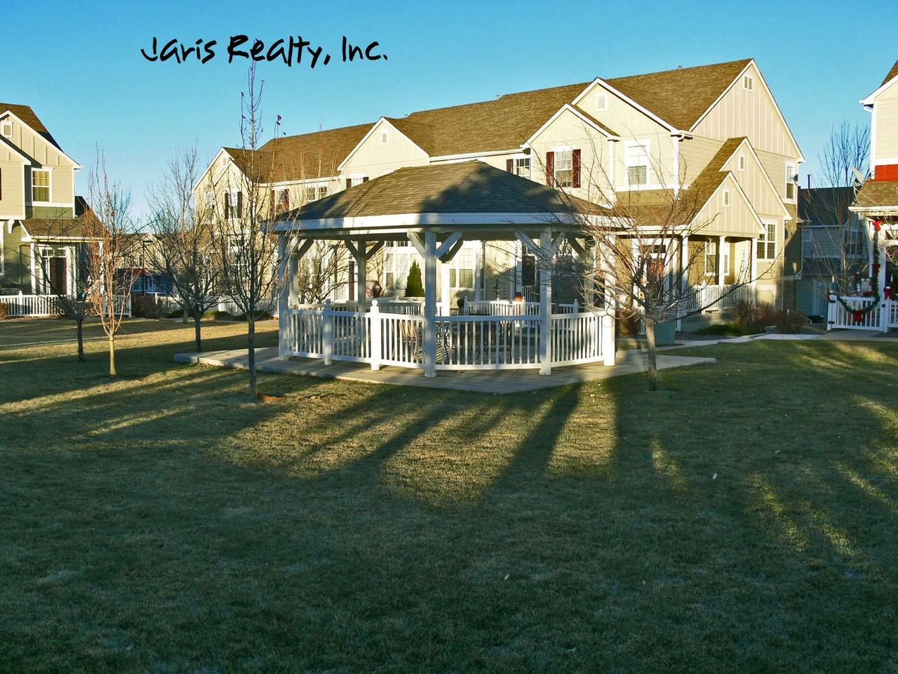 1469 Thunder Butte Rd - Photo 3 of 18