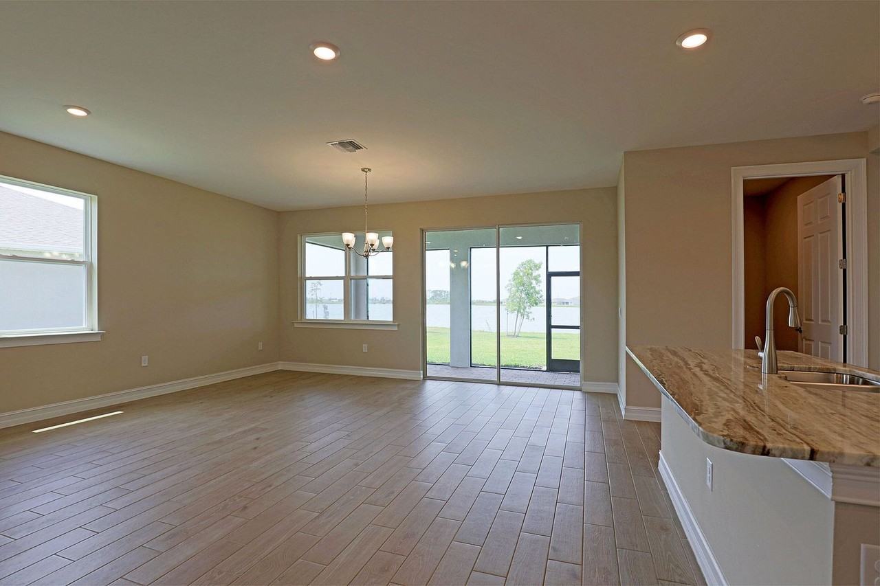 269 269 Springhill Lake Loop - Photo 6 of 32