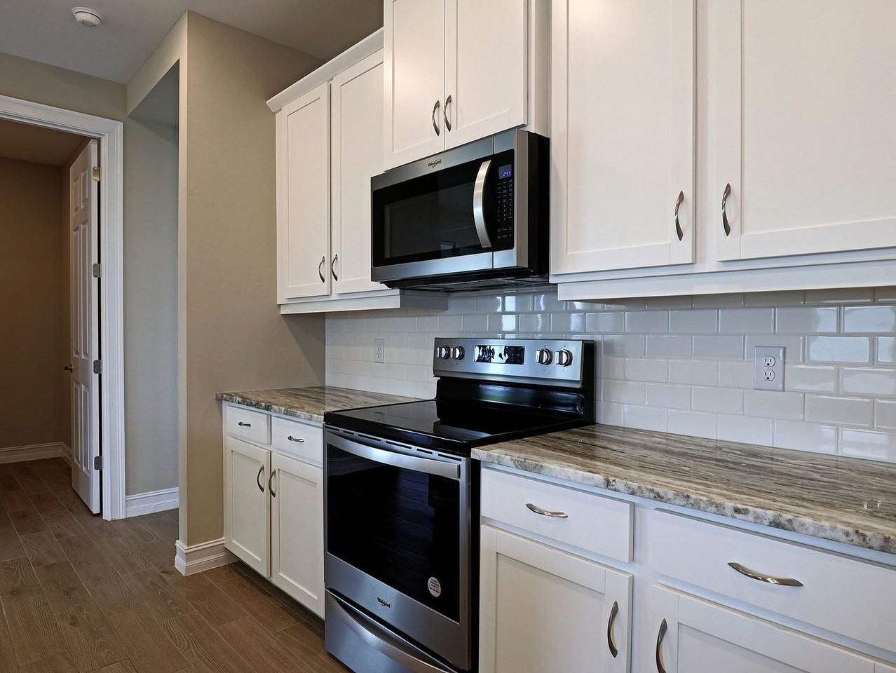 269 269 Springhill Lake Loop - Photo 4 of 32