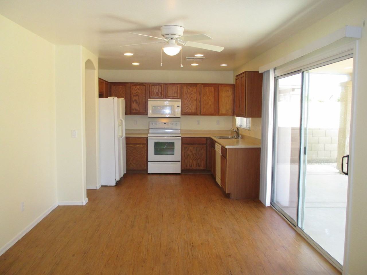 23006 W Cocopah St - Photo 7 of 42