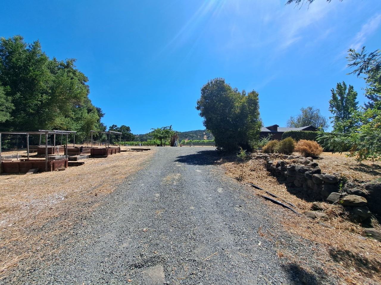 1705 Wooden Valley Rd - Photo 2 of 41
