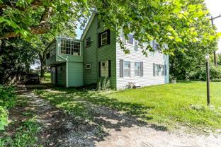 1024 West Trindle Rd - Photo 1 of 1