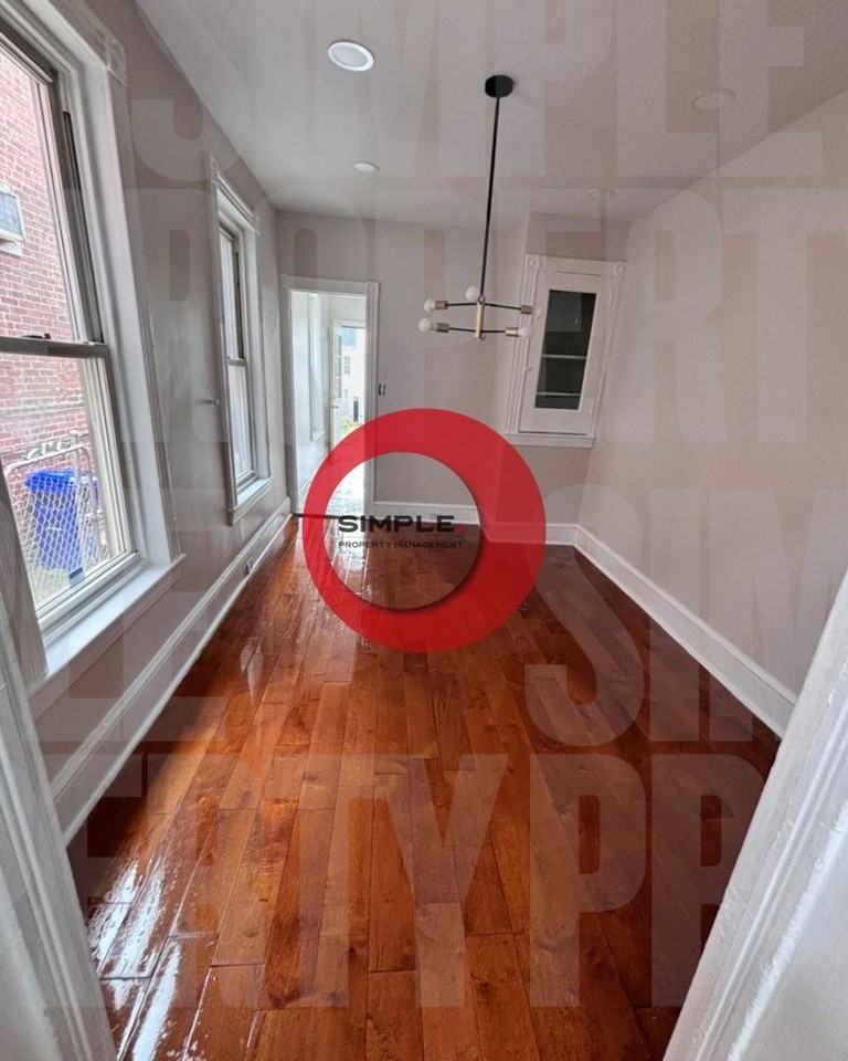 1041 N 4th St - Photo 5 of 20